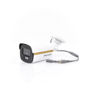 HIKVISION Bala TURBOHD 4K/ Imagen a color 24/7 / Lente 2.8 mm / METAL / Luz Blanca 40 mts / Exterior IP67 /  WDR 130 dB
